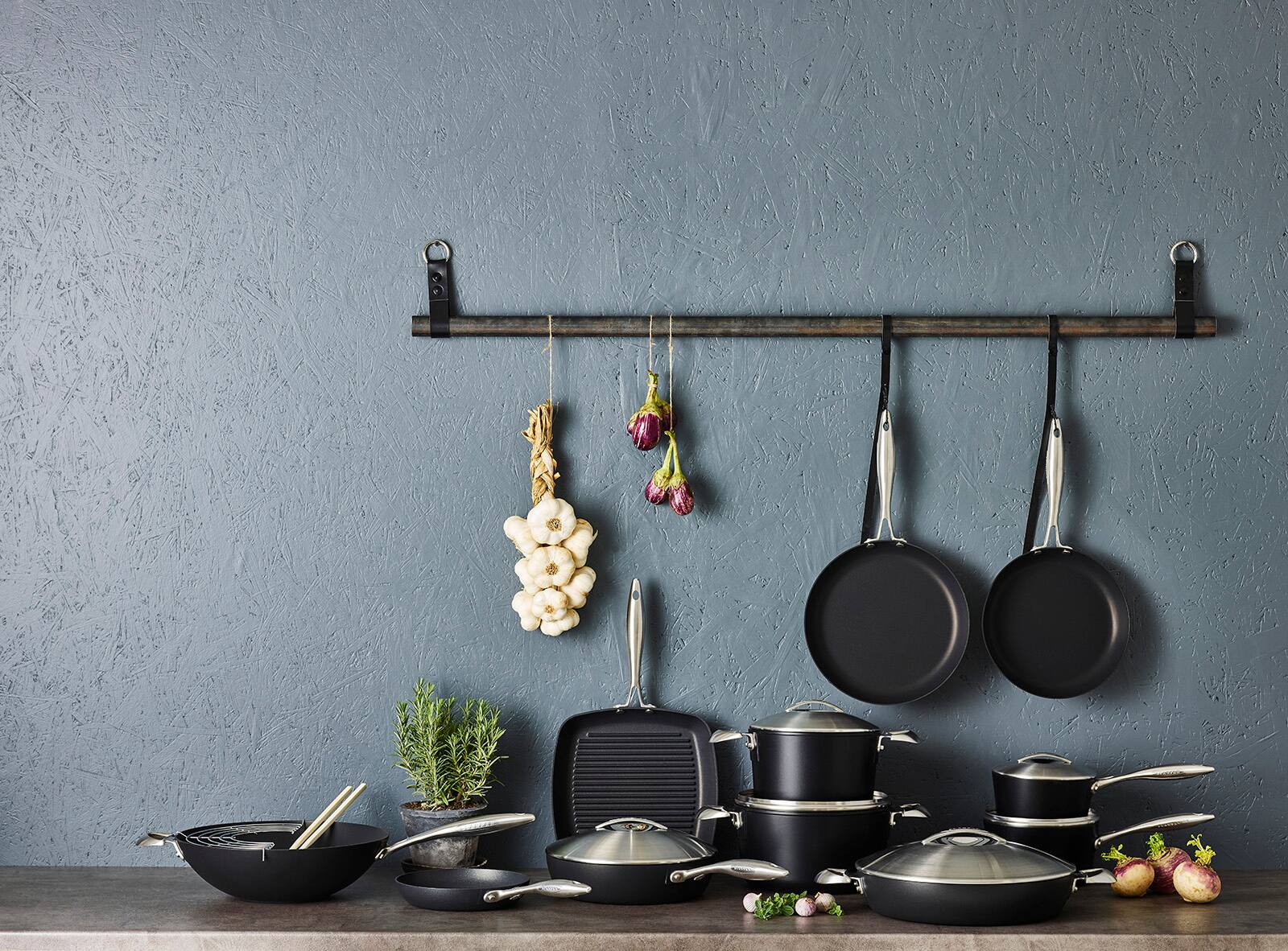 Alt View 3. Scanpan - Professional 10.5 Inch Nonstick Grill Pan - Black.