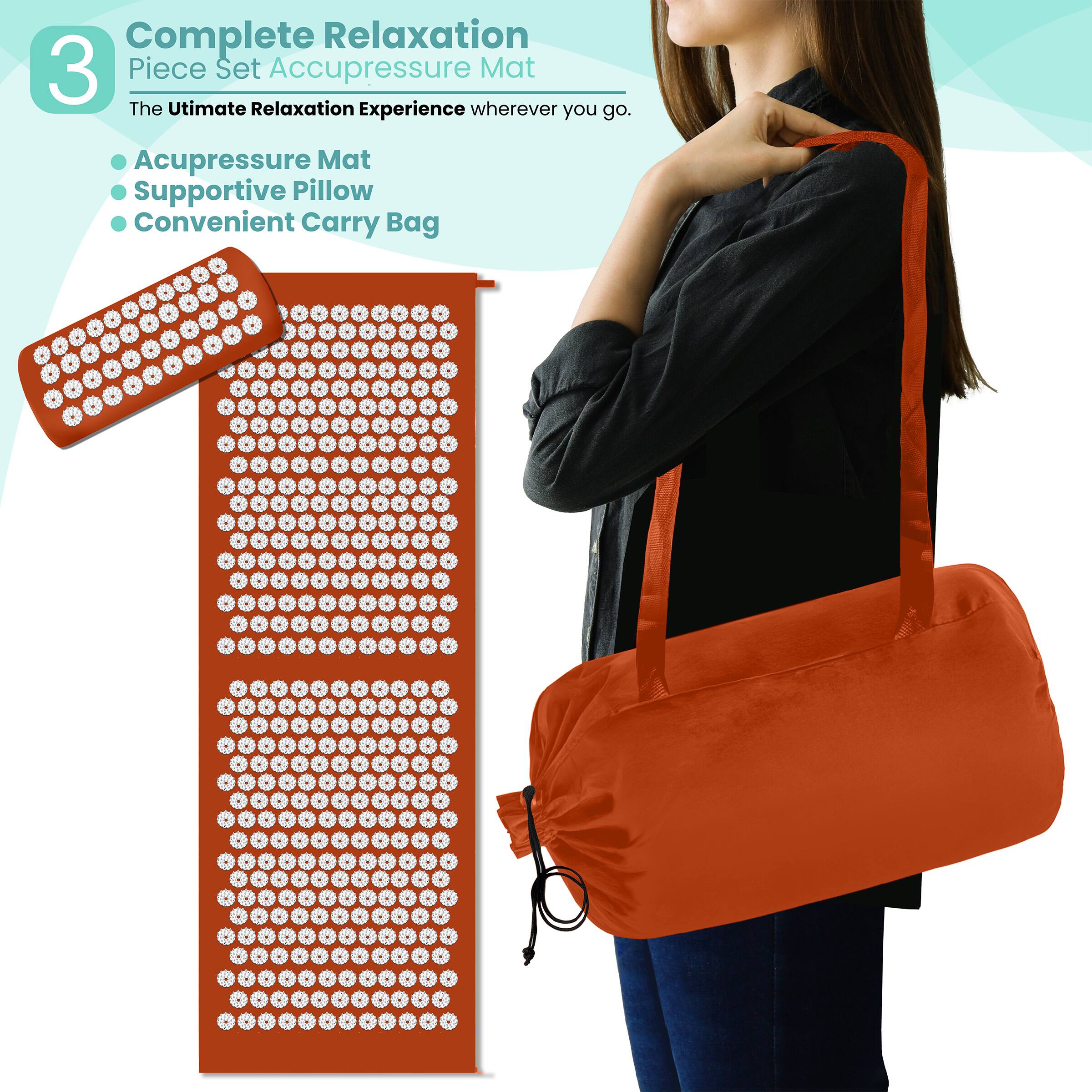 Complete Relaxation  
3 Piece Set Acupressure Mat  
The Ultimate Relaxation Experience wherever you go.  

- Acupressure Mat  
- Supportive Pillow  
- Convenient Carry Bag
