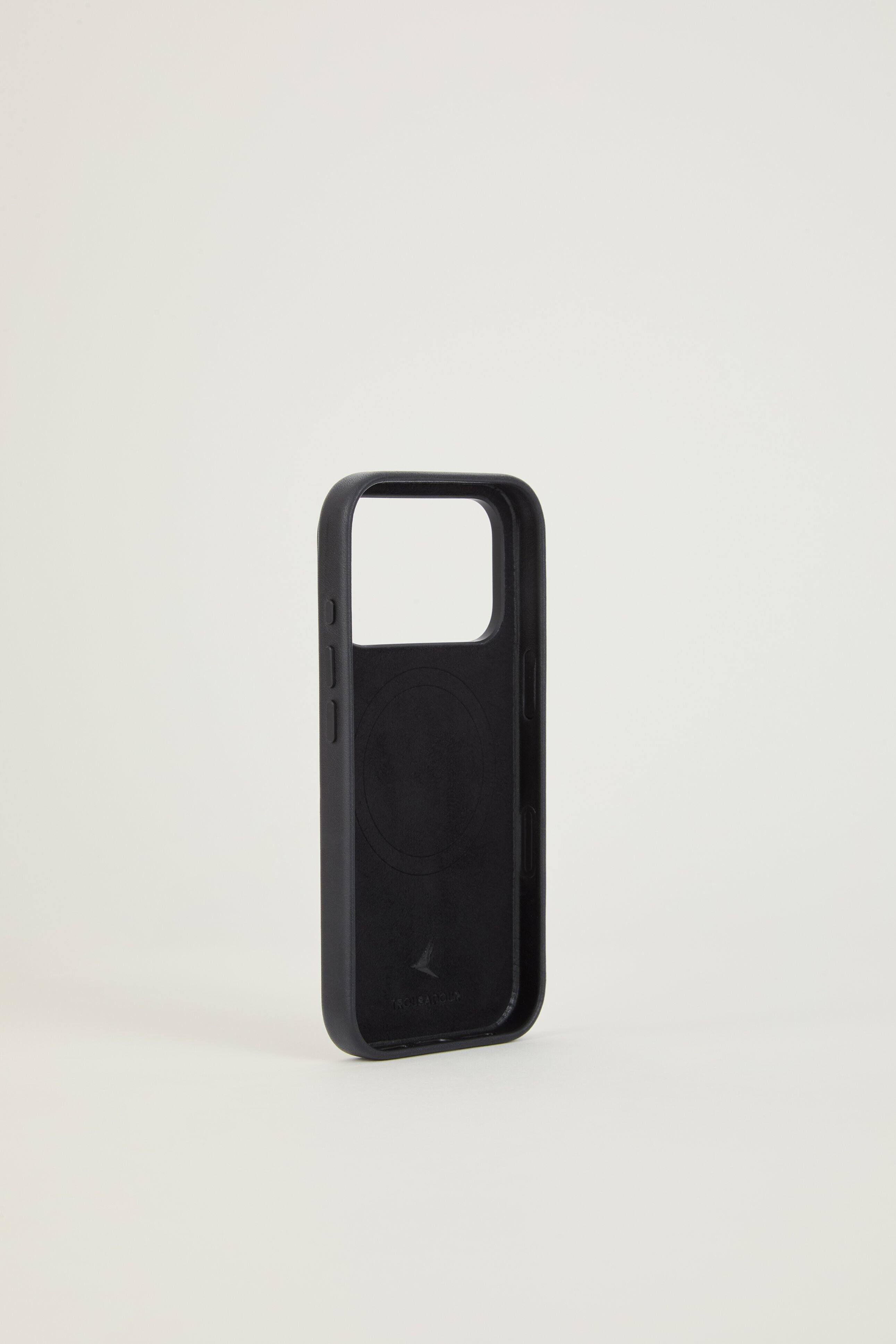 Back. Troubadour - iPhone 18 Pro Leather Case - Black.