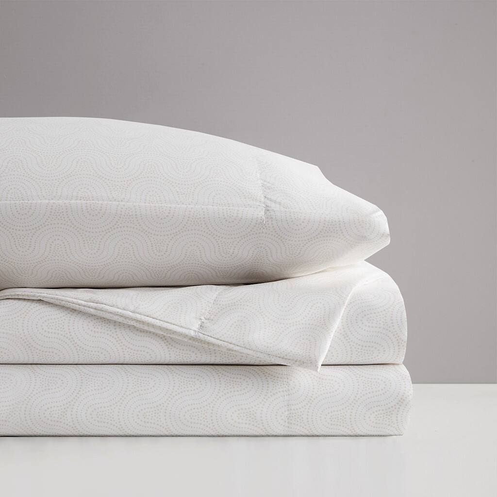 Alt View 3. Gracie Mills - Gracie Mills Giselle 4-Peice Wrinkle Free Printed Microfiber Sheet Set - Blue Dots.