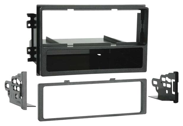Front. Metra - Dash Kit for Select 2001-2005 Hyundai XG350 DIN - Black.