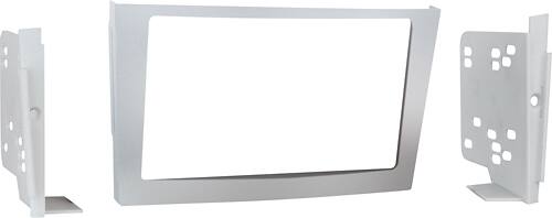 Angle. Metra - Dash Kit for Select 2008-2009 Saturn Astra DDIN - Silver.