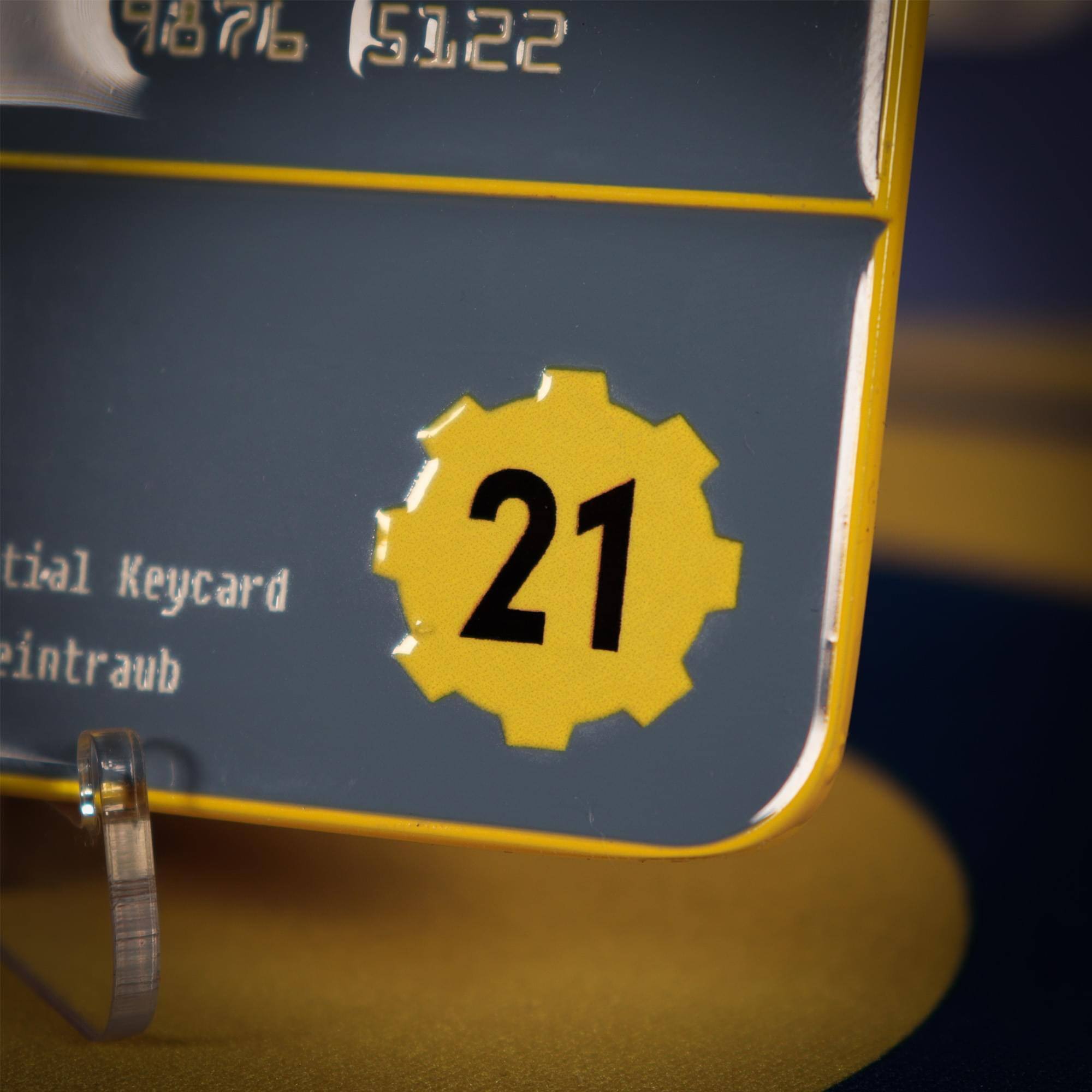 9876 5122  
21  
tial Keycard eintraub