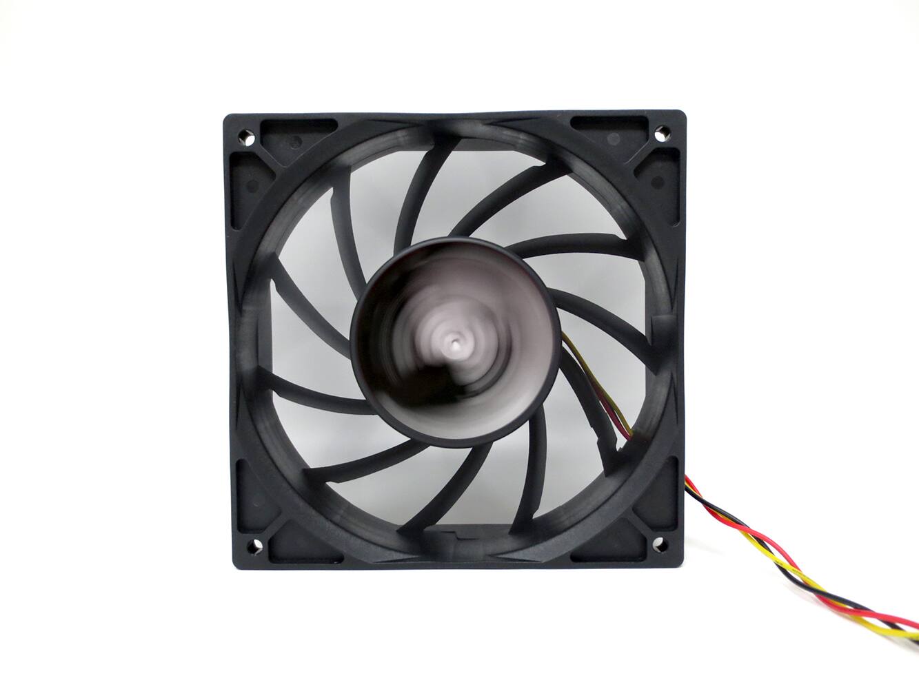 Alt View 1. Bluegears - b-Blaster 24V 140x38 Hi-Speed 5200RPM with 308CFM 2 ball bearing fan Black - Black.