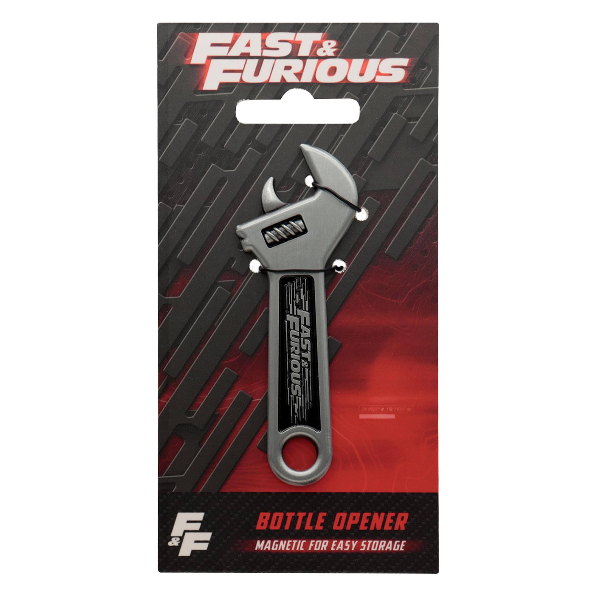 FAST & FURIOUS  
BOTTLE OPENER  
MAGNETIC FOR EASY STORAGE