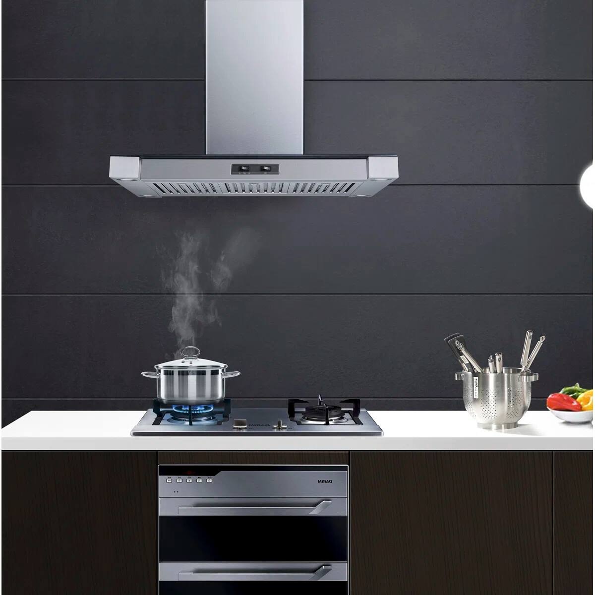 The text on the image is "MIRAO".