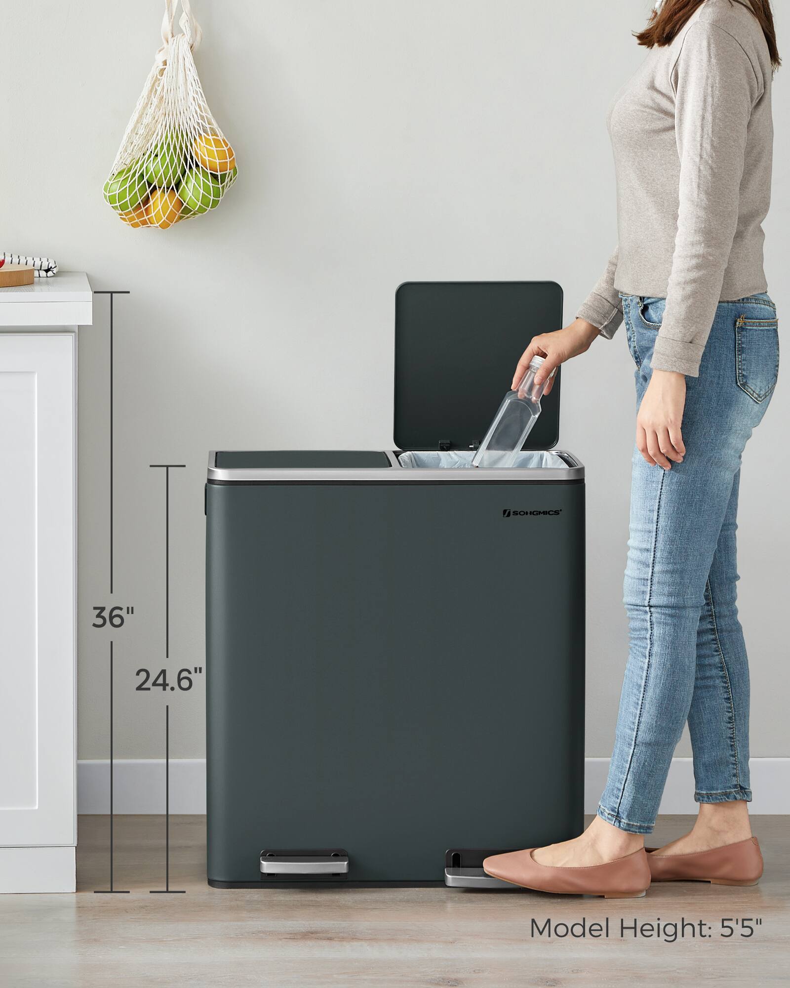 / SC ICHICE 36" 24.6" Model Height: 5'5"