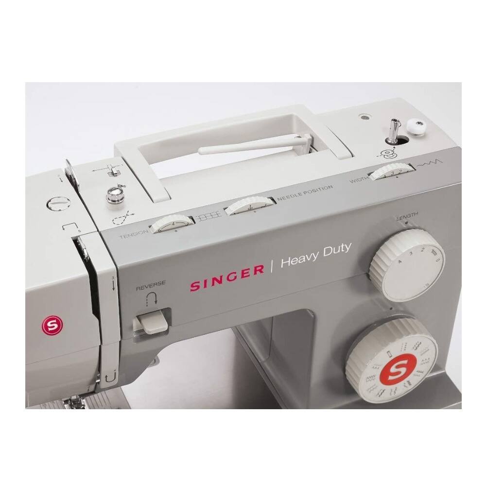 SINGER | Heavy Duty

WIDTH
NEEDLE POSITION
LENGTH
TENSION
REVERSE