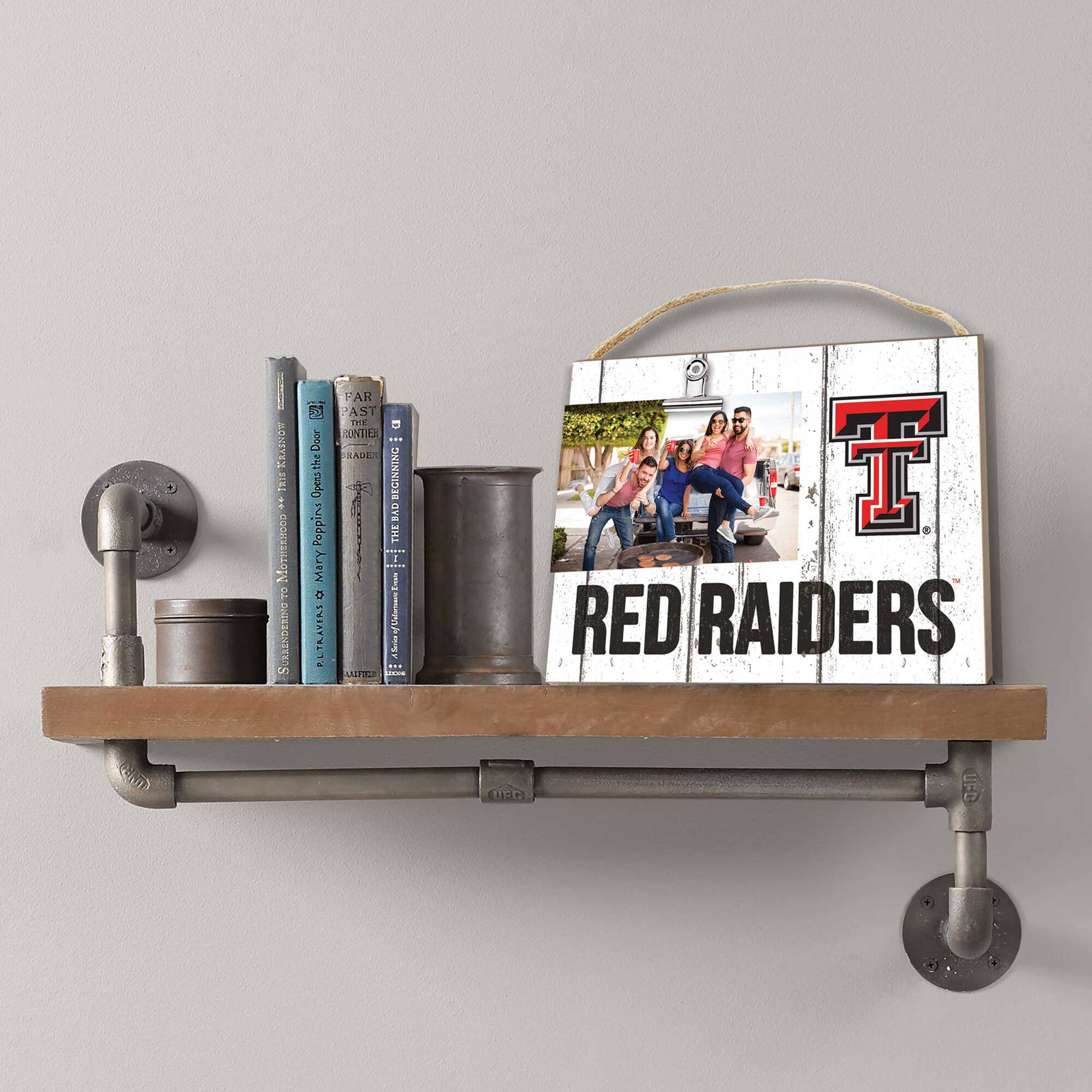 ONRIAN HERHOOD P o SURRENDERDIC Door the Opensth Poppins Mary O PLTRAVIAS AR AST THE 5 FONTIER RAUE RECINNING BAD THE F ASifC ! UPE - T RED RAIDERS UEG