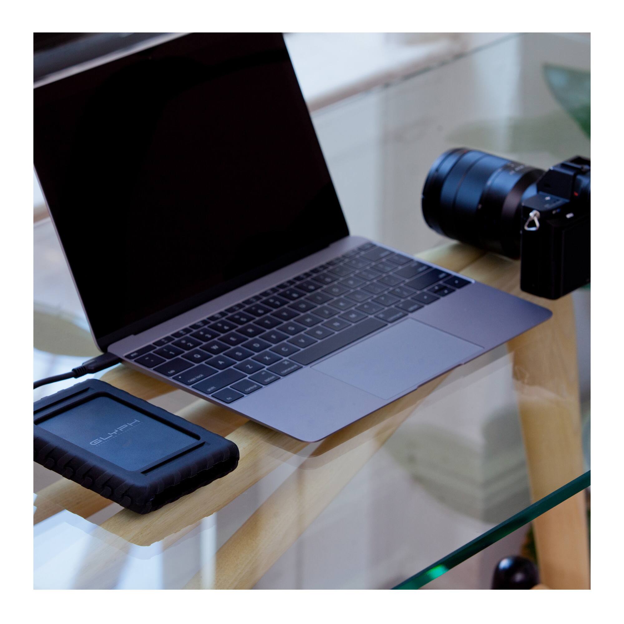 Angle. Glyph - Glyph Blackbox Plus 4TB 5400RPM Bus-Powered USB-C (3.1,Gen2) External Hard Drive - Black.