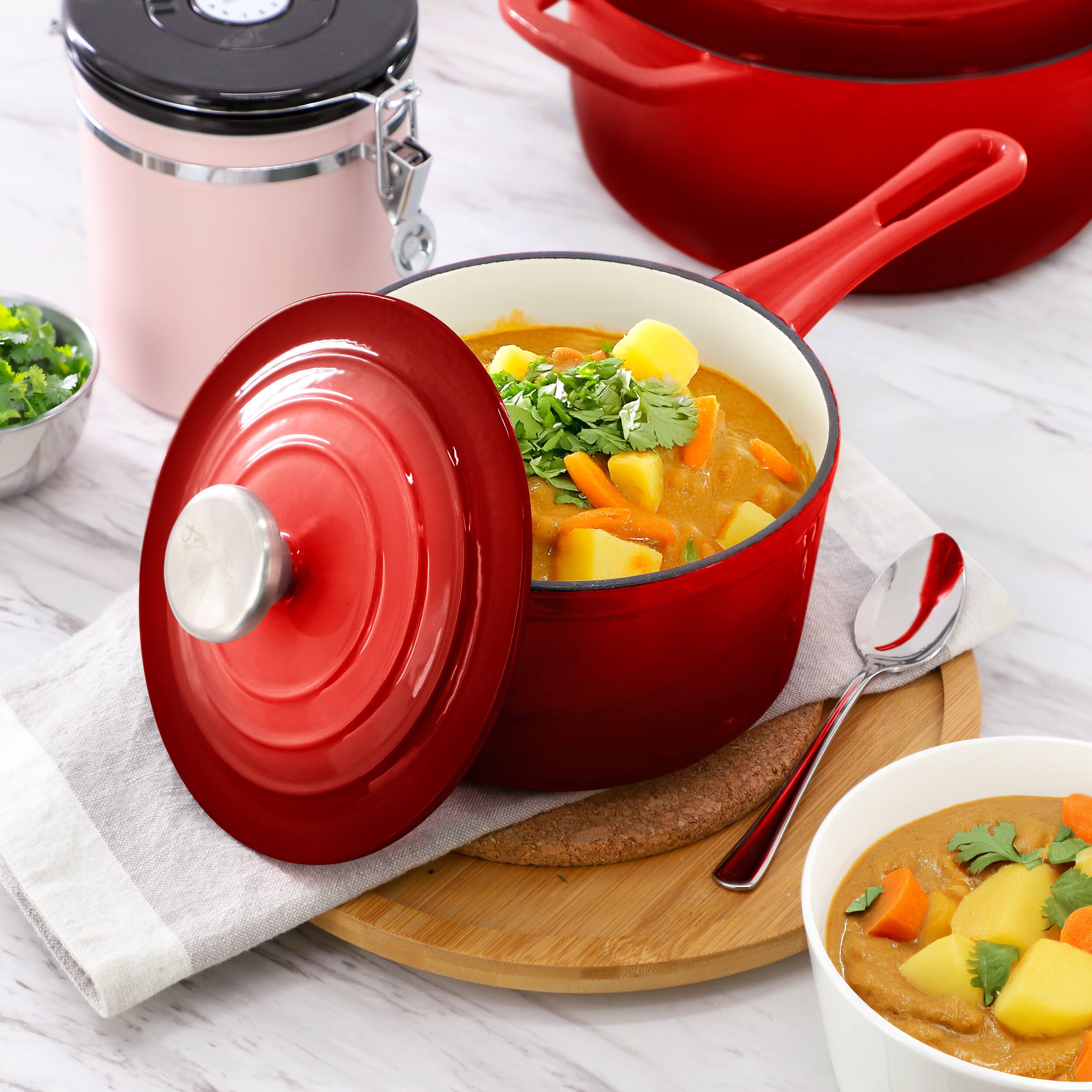 Alt View 5. MegaChef - MegaChef 7 Piece Enameled Cast Iron Cookware Set in Red - Red.