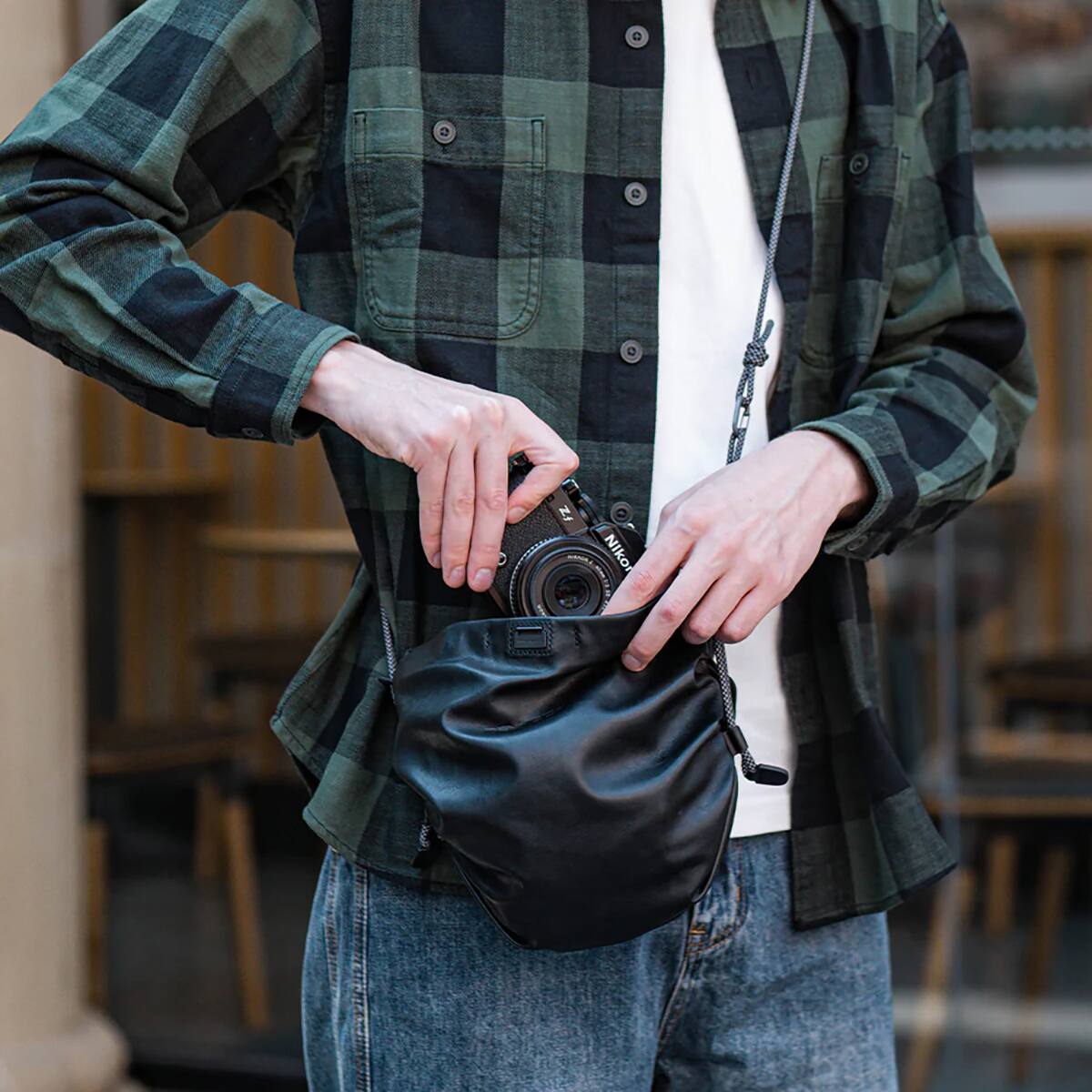 Alt View 4. PGYTECH - PGYTECH OneGo Cloud Bag, Midnight - Medium.
