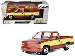 Motormax - 1992 Chevrolet 454 SS Pickup Truck with Beige Sides "American Classics" Series 1/24 - Copper Metallic
