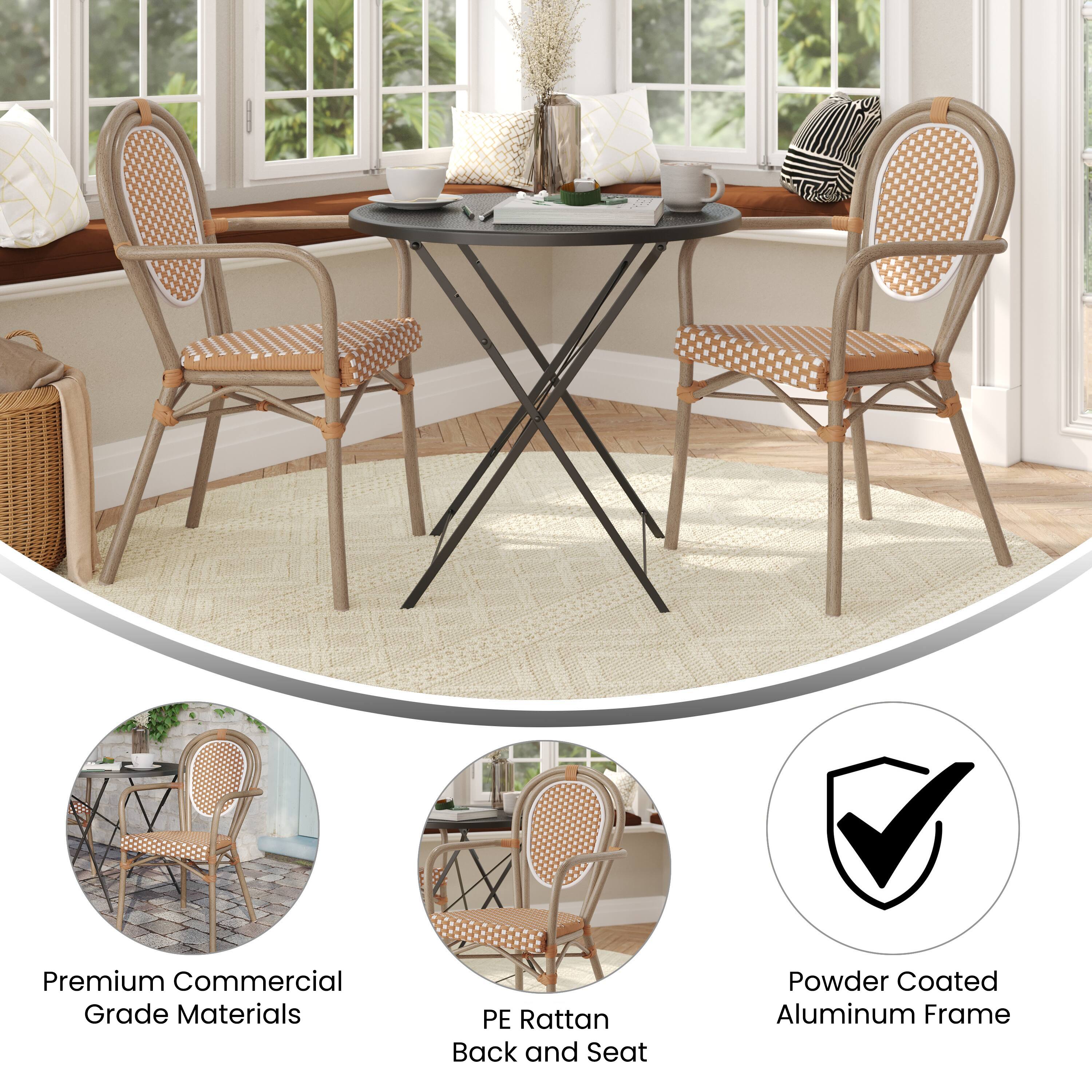 Premium Commercial Grade Materials  
PE Rattan Back and Seat  
Powder Coated Aluminum Frame