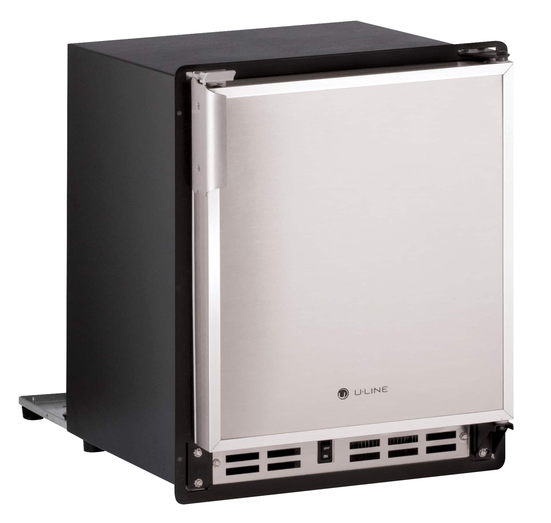 Angle. U-Line - 14" 23-Lb Freestanding Icemaker - Stainless Steel.