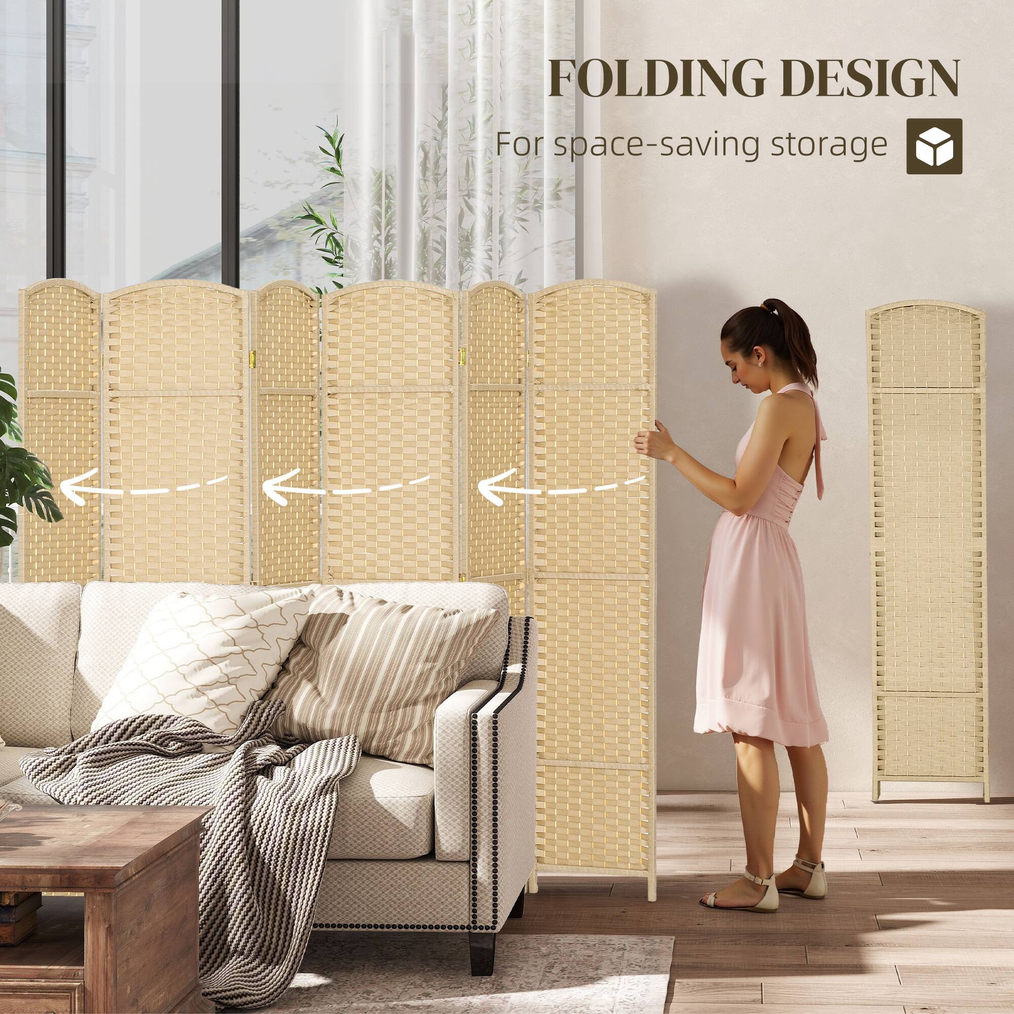 FOLDING DESIGN  
For space-saving storage