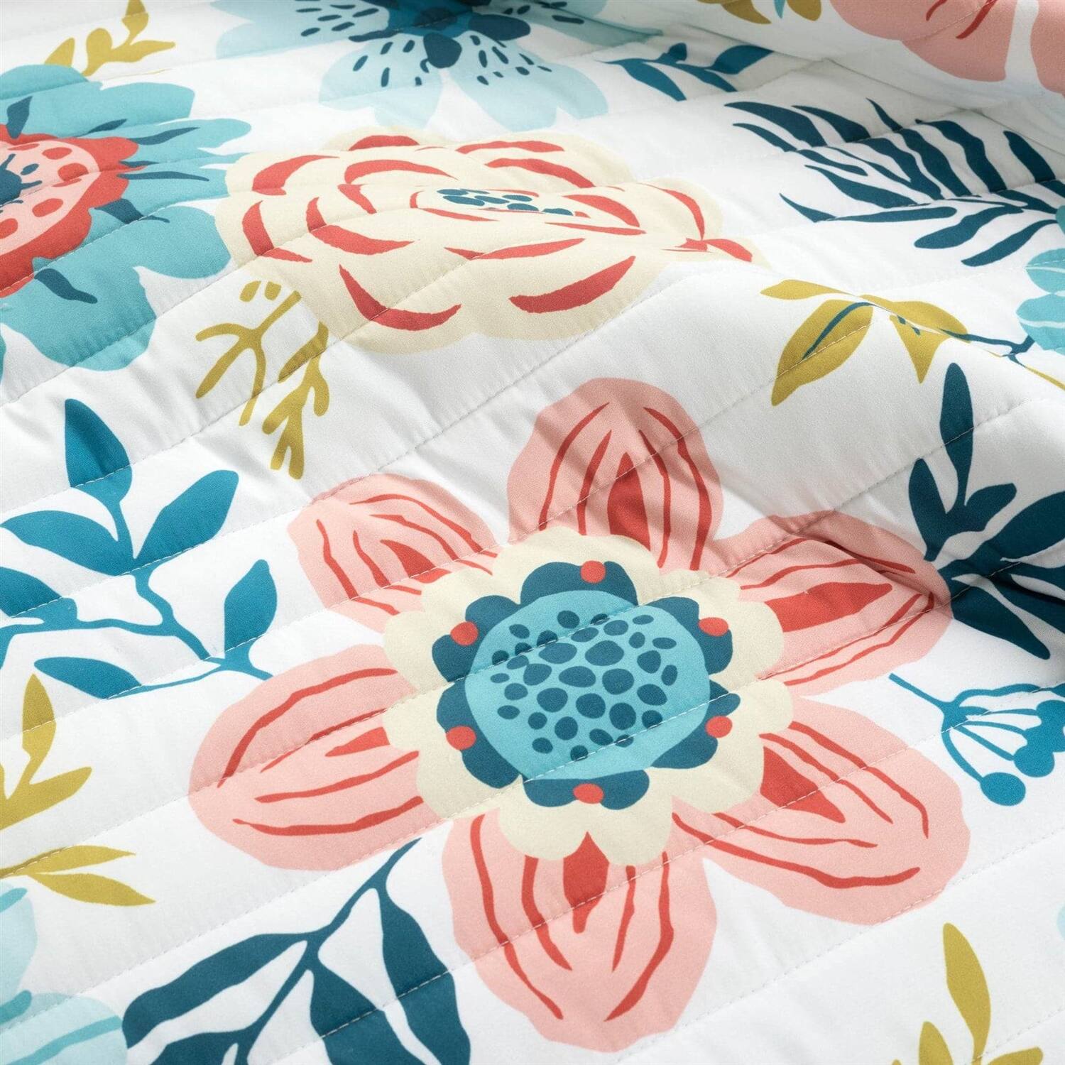 Left. Hivvago - King size Lightweight Floral Teal Blue Pink White 3-Piece Polyester Quilt Set - Blue Pink White.