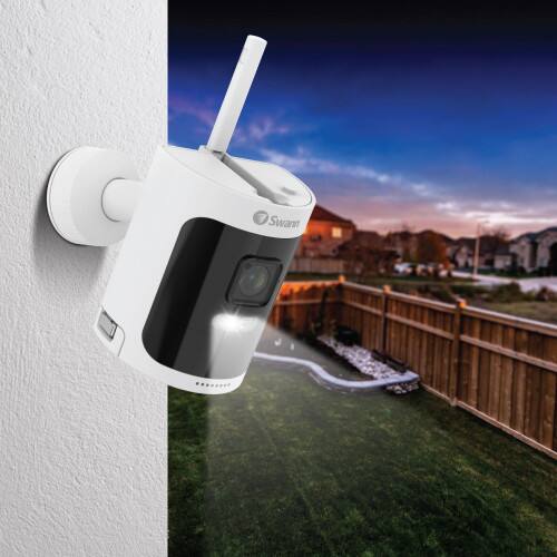 Left. Swann - Swann NVW-600CMB 2K WireFree IP Digital Still Cameras With Rechargeable Battery.