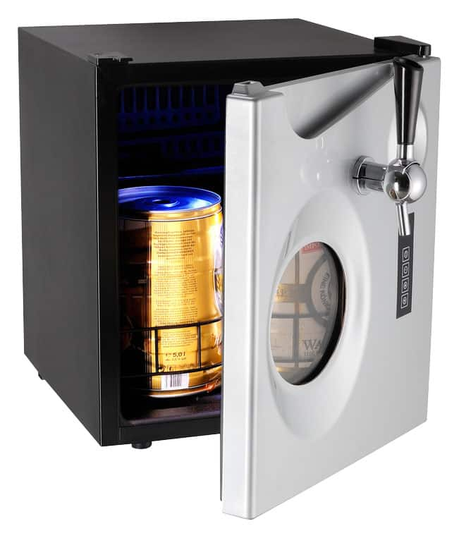 Best Buy Avanti Portable Party Pub 1 7 Cu Ft Beer Dispenser Black   1648392cv11a 