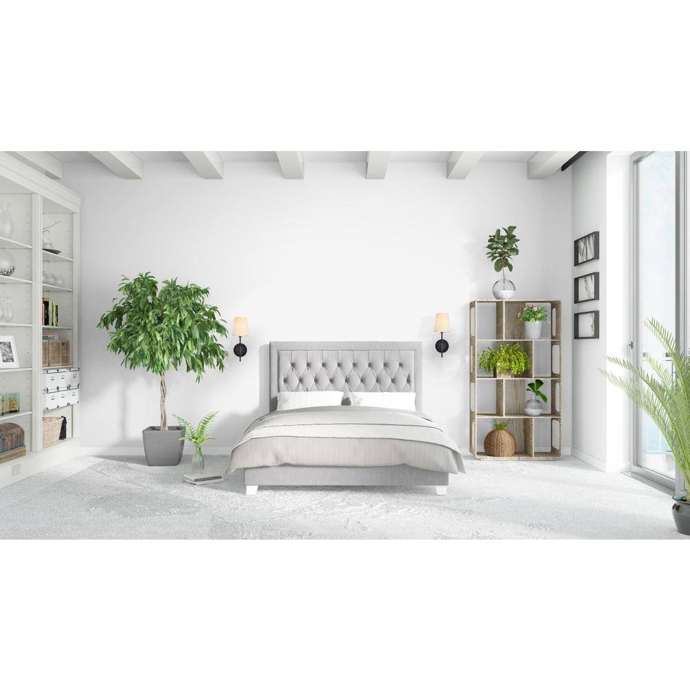 Back. Living District - Mel Collection Wall Sconce D5.5 H15 Lt:1 Black Finish - Black.