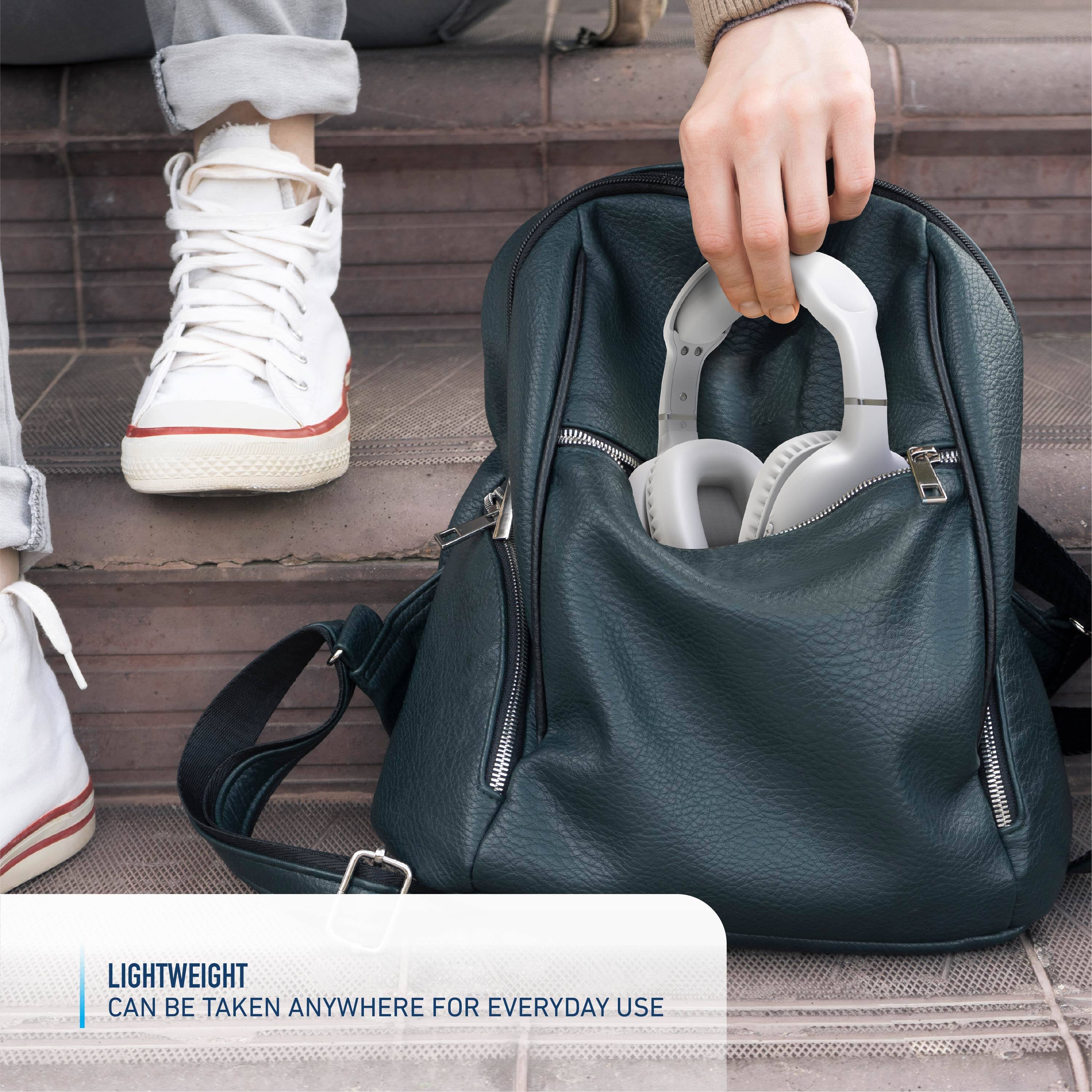 LIGHTWEIGHT  
CAN BE TAKEN ANYWHERE FOR EVERYDAY USE