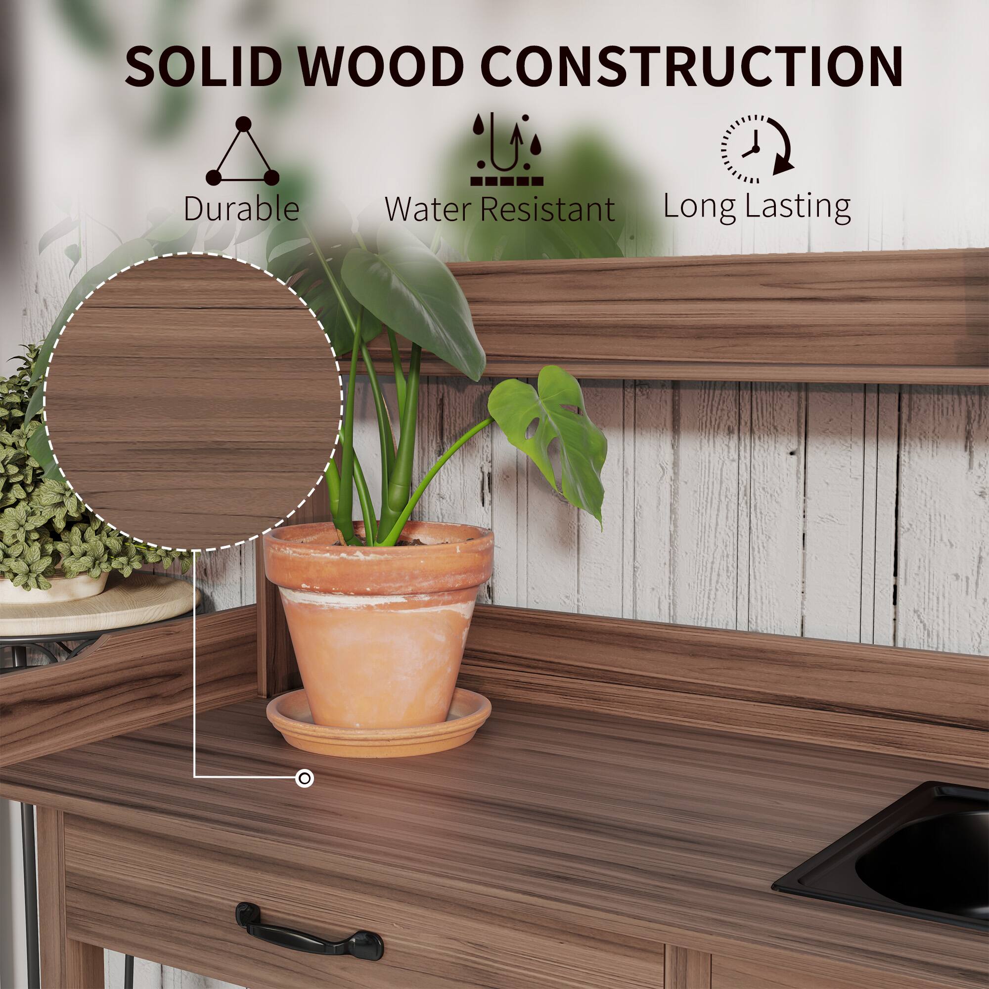 SOLID WOOD CONSTRUCTION
Durable
Water Resistant
Long Lasting