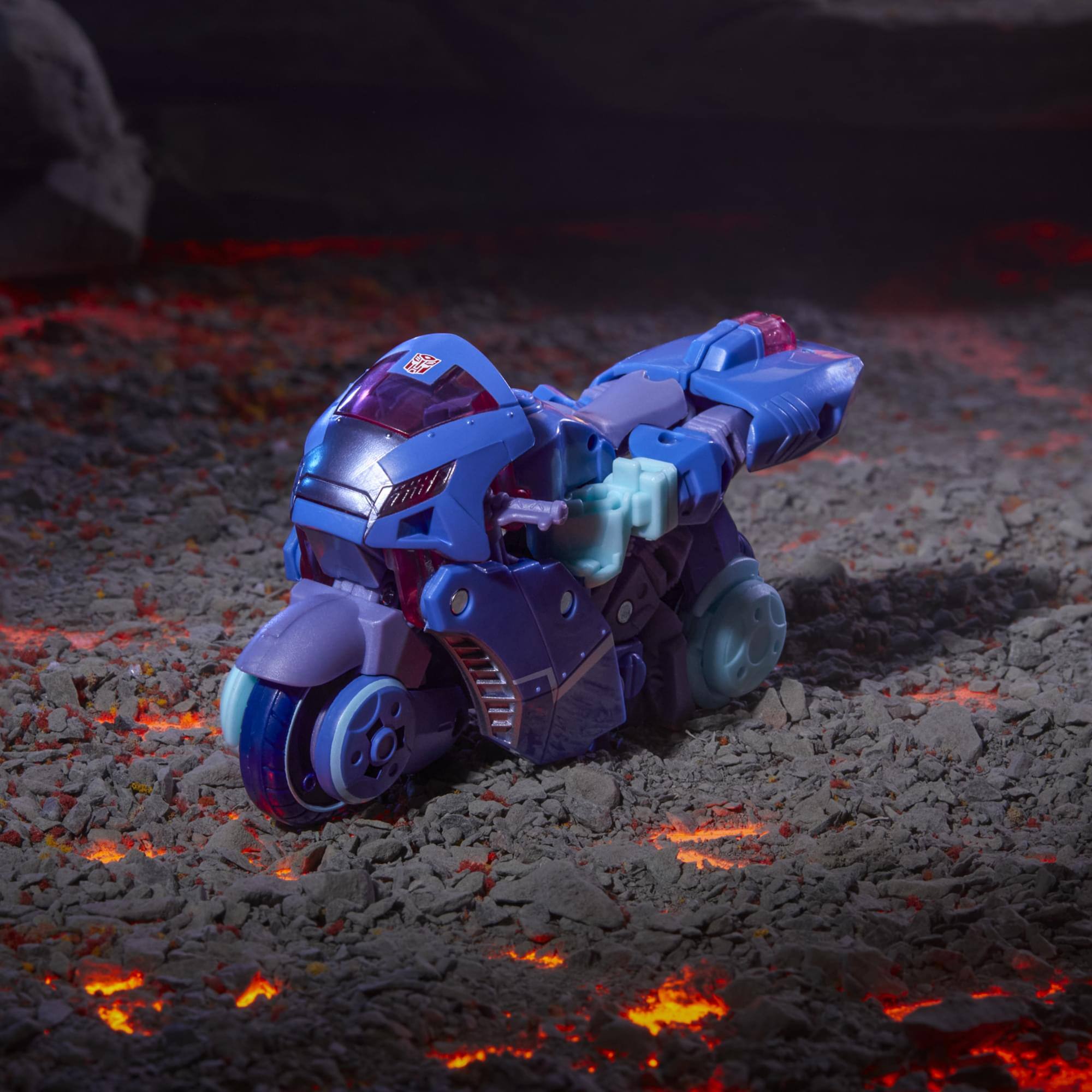 Alt View 2. Hasbro - Transformers Legacy United Deluxe Class Cyberverse Universe Chromia Figure - Blue.