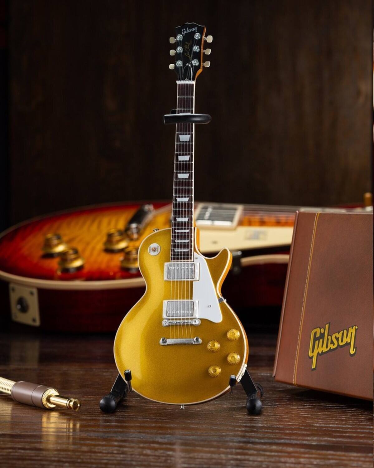 Gibson  
Gibson