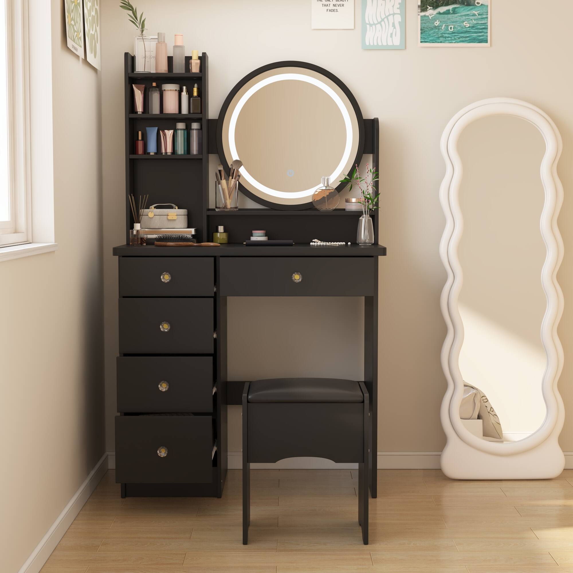 The text on the image is: "THE THINGS THAT NEVER FADES" and "MIRRE WAVES".