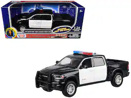 2019 RAM 1500 Laramie Crew Cab Truck Black and White with Lights and Sounds 1/27 Diecast Model Car by Motormax