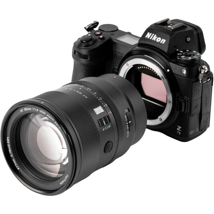 Nikon  
AF 85mm 1:1.4 VCM ASPN  
85/1  
8  
: 0.79m/2.59ft  
77mm Full Frame  
Pro AF11MF  
ON 110 CLICK  
Z 7