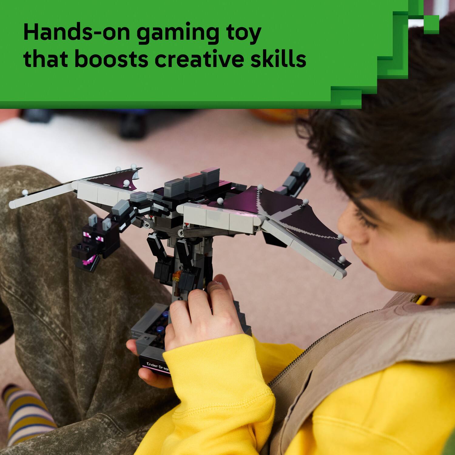 Hands-on gaming toy that boosts creative skills