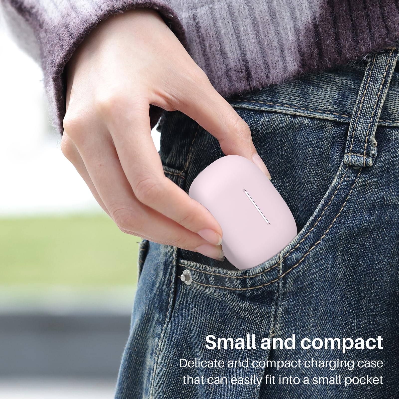 Small and compact
Delicate and compact charging case that can easily fit into a small pocket