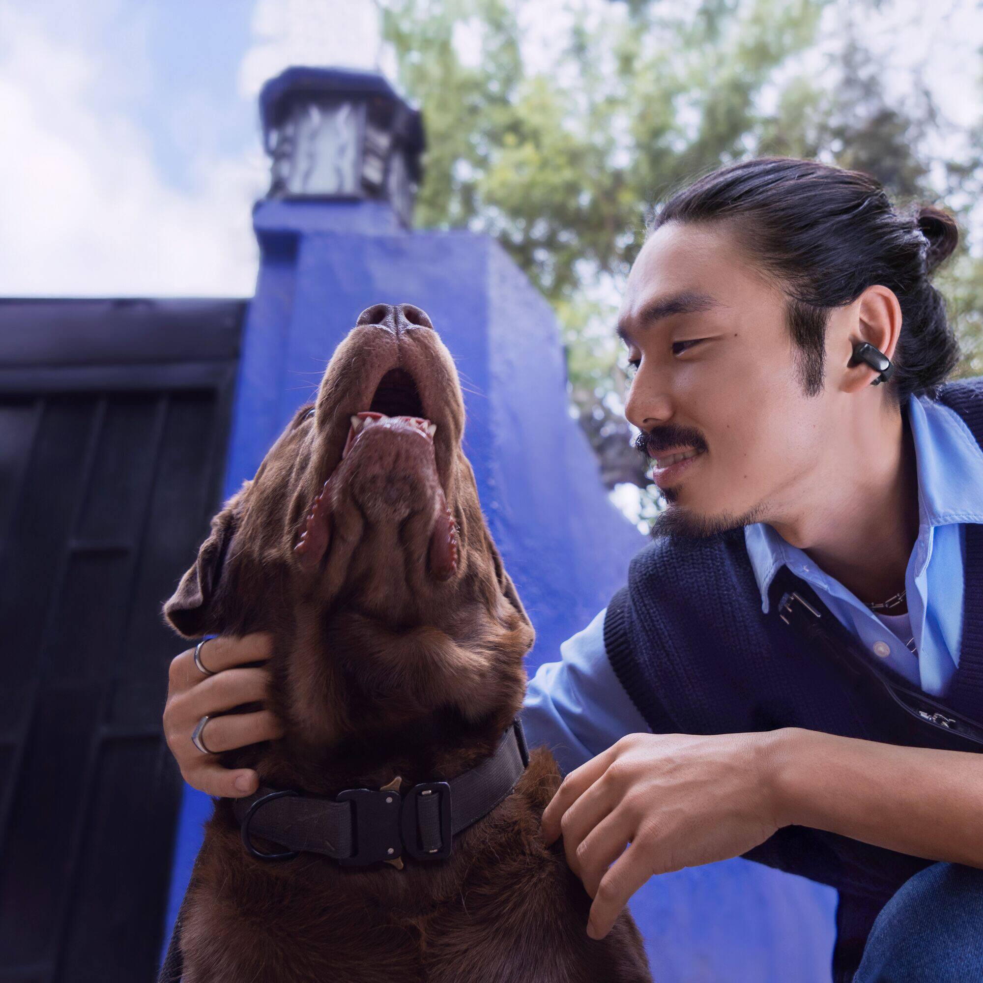 Alt View 12. Bose - Ultra Open-Ear True Wireless Open Earbuds - Black.