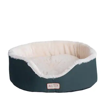 Front. Armarkat - Pet Bed Laurel Green And Ivory - Green.