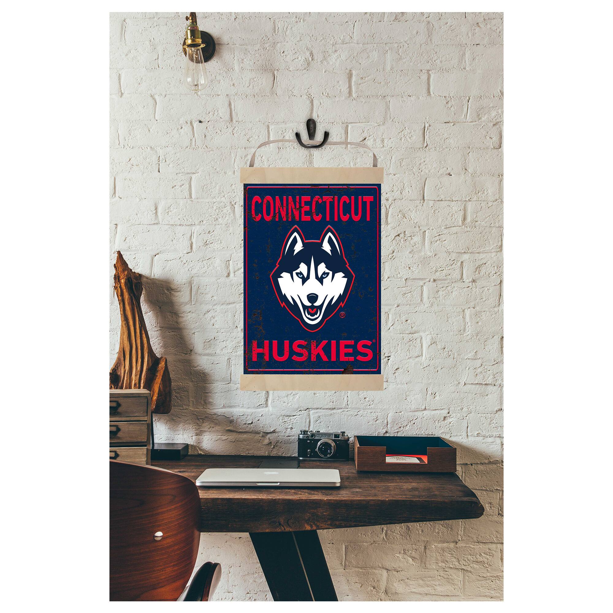 CONNECTICUT HUSKIES