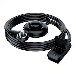 Maximm - 6ft 360° Rotating Flat Plug Extension Cord with on and Off Switch, 2 Prong, 3 Outlets - Black