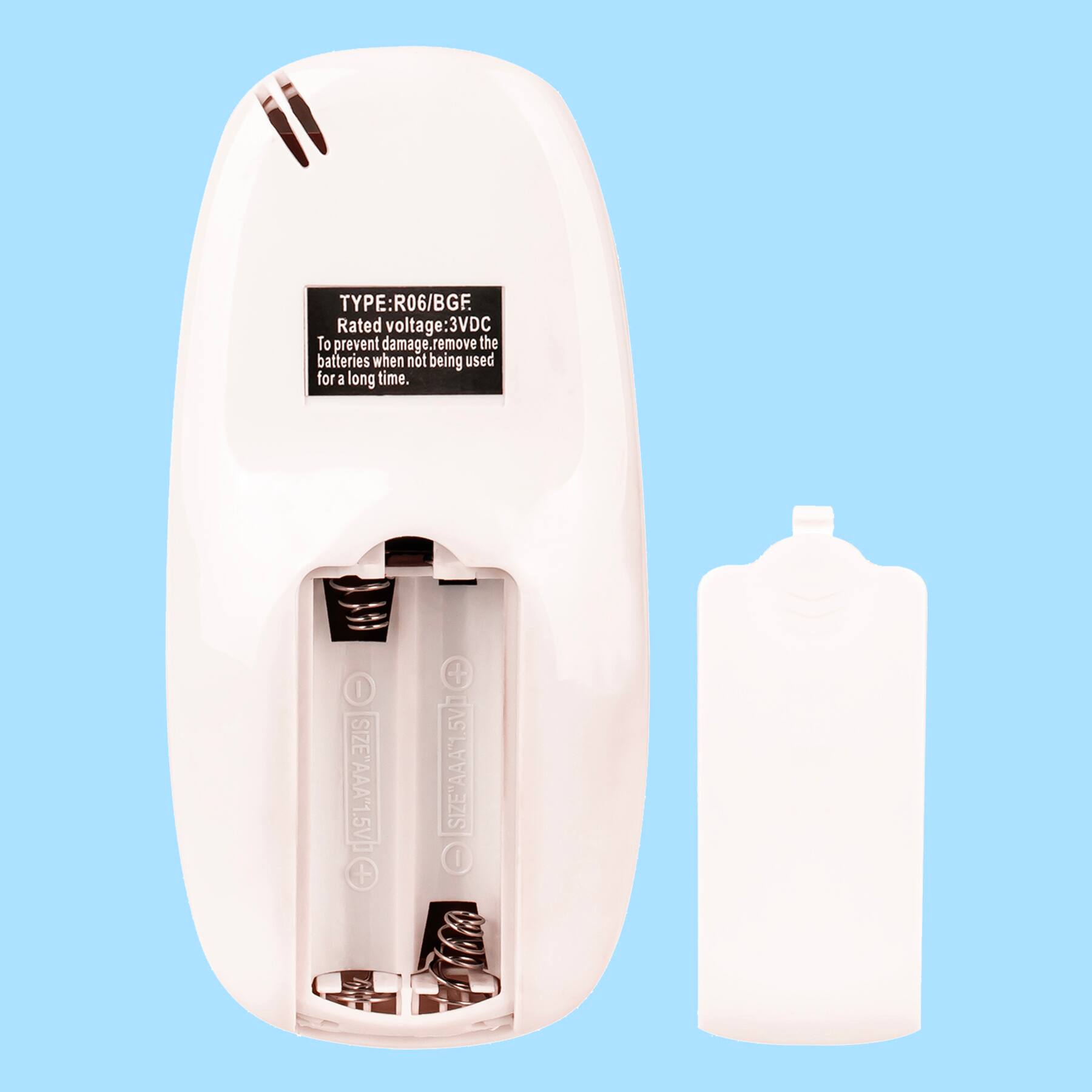 TYPE: R06/BGF  
Rated voltage: 3VDC  
To prevent damage, remove the batteries when not being used for a long time.  

SIZE: AAA 1.5V  
SIZE: AAA 1.5V