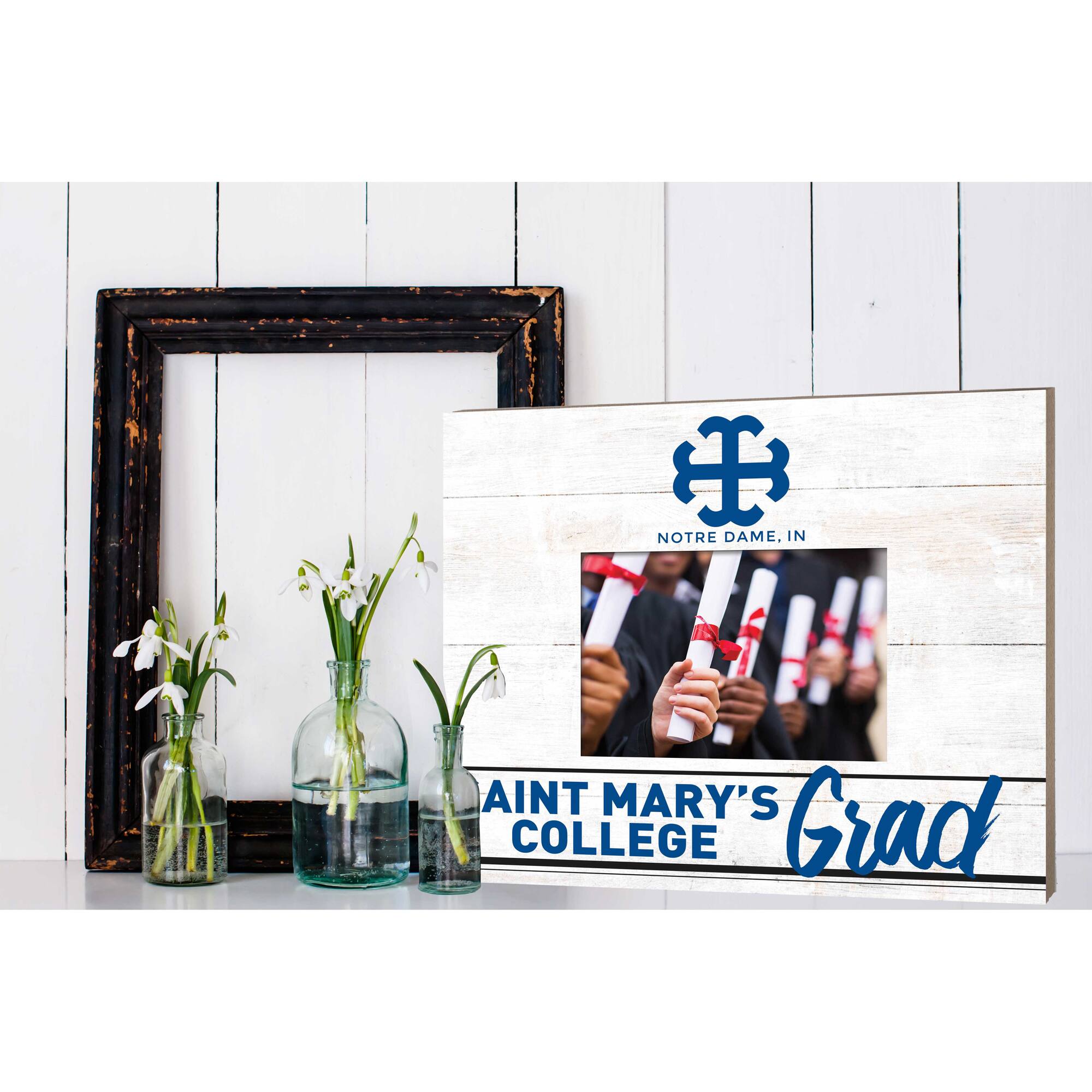 NOTRE DAME, IN: AINT MARY'S COLLEGE Grad