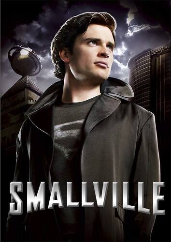 Front Standard. WARNER HOME VIDEO - SMALLVILLE 10TH SEASON Blu Ray Disc.