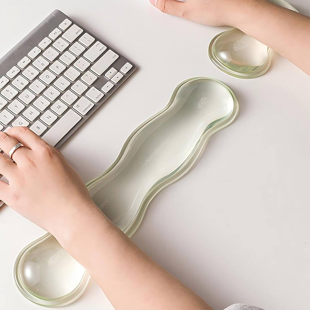 Angle. RTMB - Clear Gel Mouse Wrist Rest, Ergonomic Support, Transparent Green - clear.