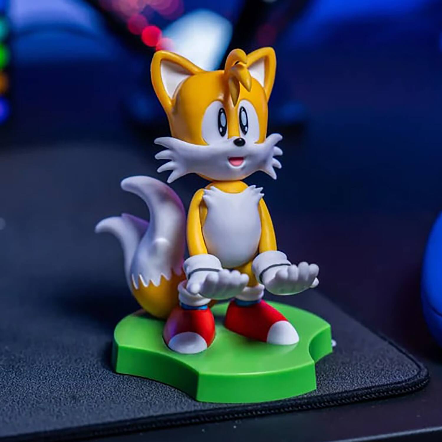 Alt View 12. Cable Guys by Exquisite Gaming - Cable Guys: SEGA - Tails Holder Earbud & Phone Holder.