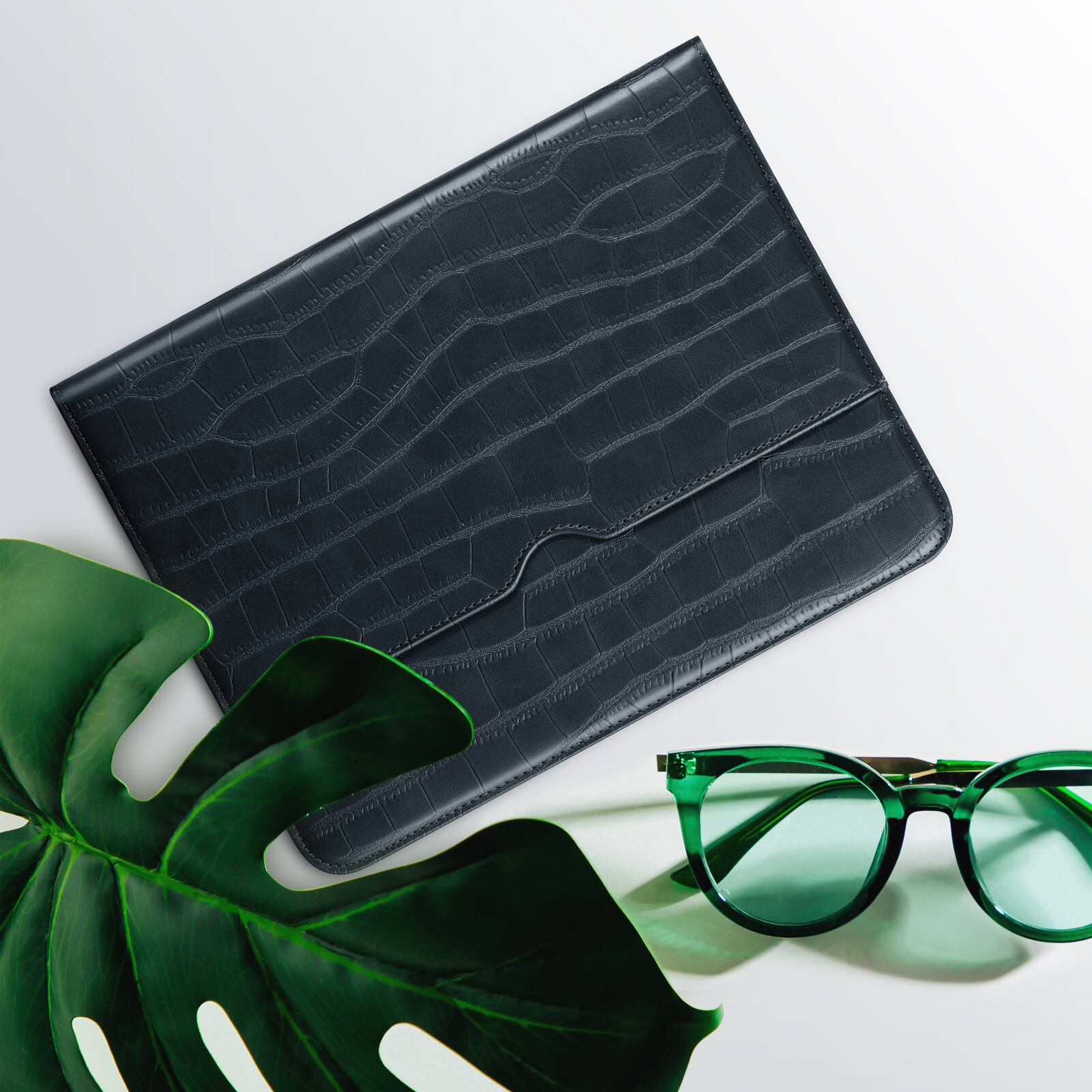 Angle. VIKESI - Case for iPad A16 and iPad 10th 10.9-Inch Leather Smart Folio Cover with Pencil Holder and Hand Strap,Auto Sleep/Wake - Midnight Blue.