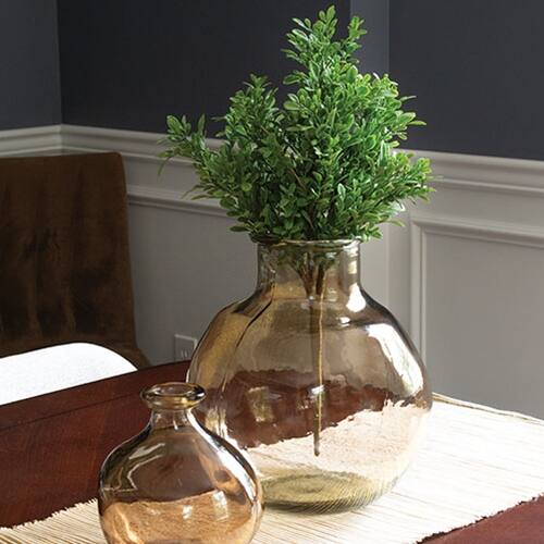 Angle. BreeBe - Heritage Boxwood Bush 19" - Green.