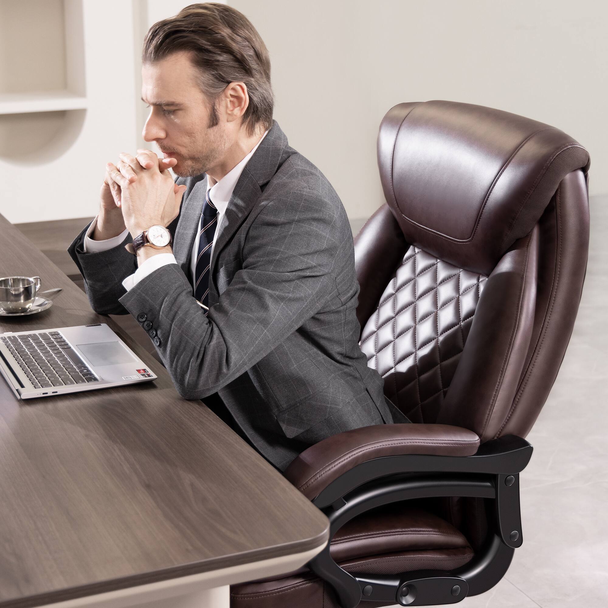 Front. KERDOM - 500lbs Ergonomic Durable Heavy Office Chair, Tall and Big Boss Chair, PU Leather Executive Manager Chair with Wide Seat - Brown.