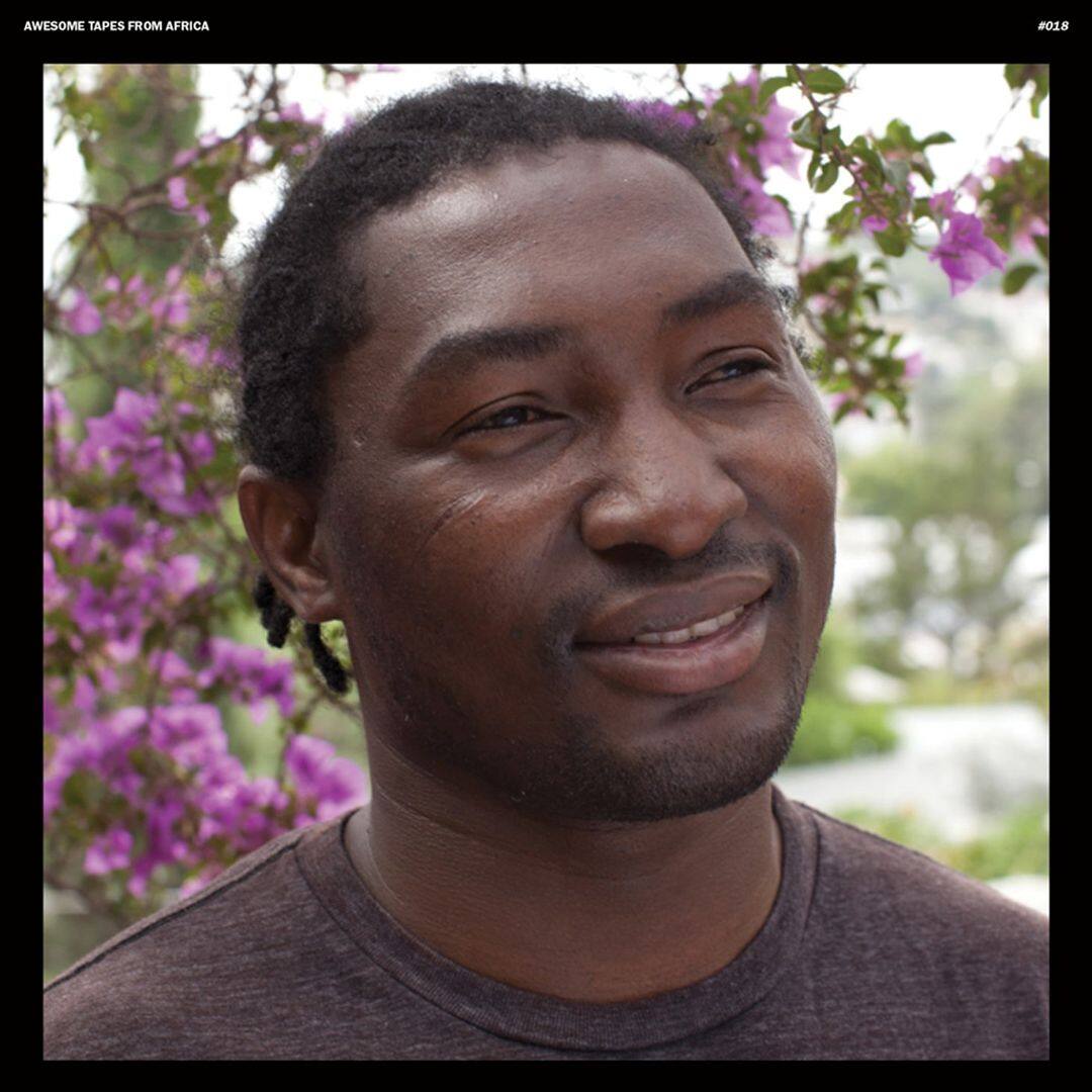 Front. Songs of Paapieye [LP].