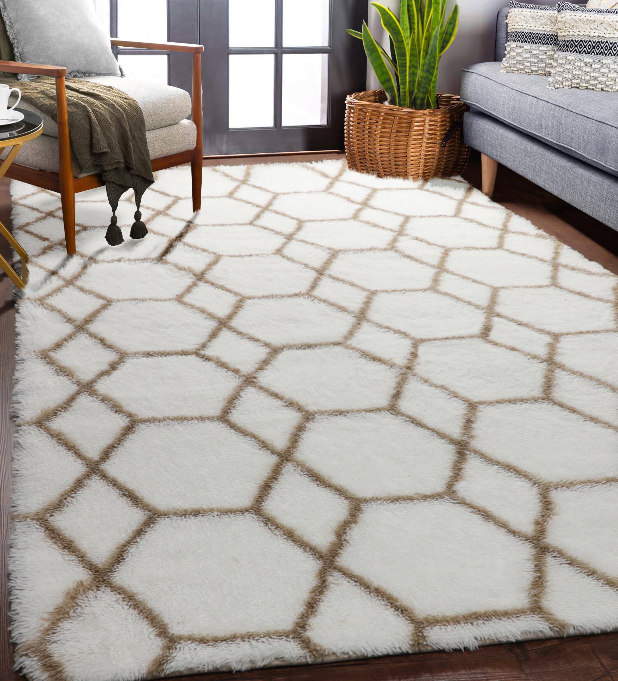 3- White / Beige 5' x 8' (Rectangular)