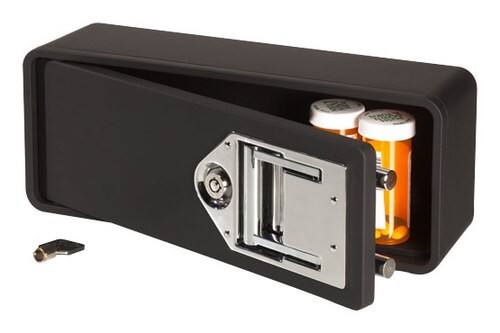 Front Standard. Innovative Product Concepts - Personal Safe with Double-Throw Steel Lock.