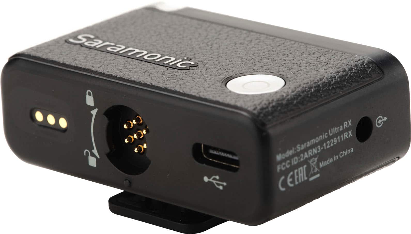 The text on the image reads "Saramonic RX Ultra Model:Saramonic 122911RX Model: in China FCC Made C EEAL." This text is grouped and corrected as follows:
"Saramonic RX Ultra Model: 122911RX Model: Made in China FCC Approved."