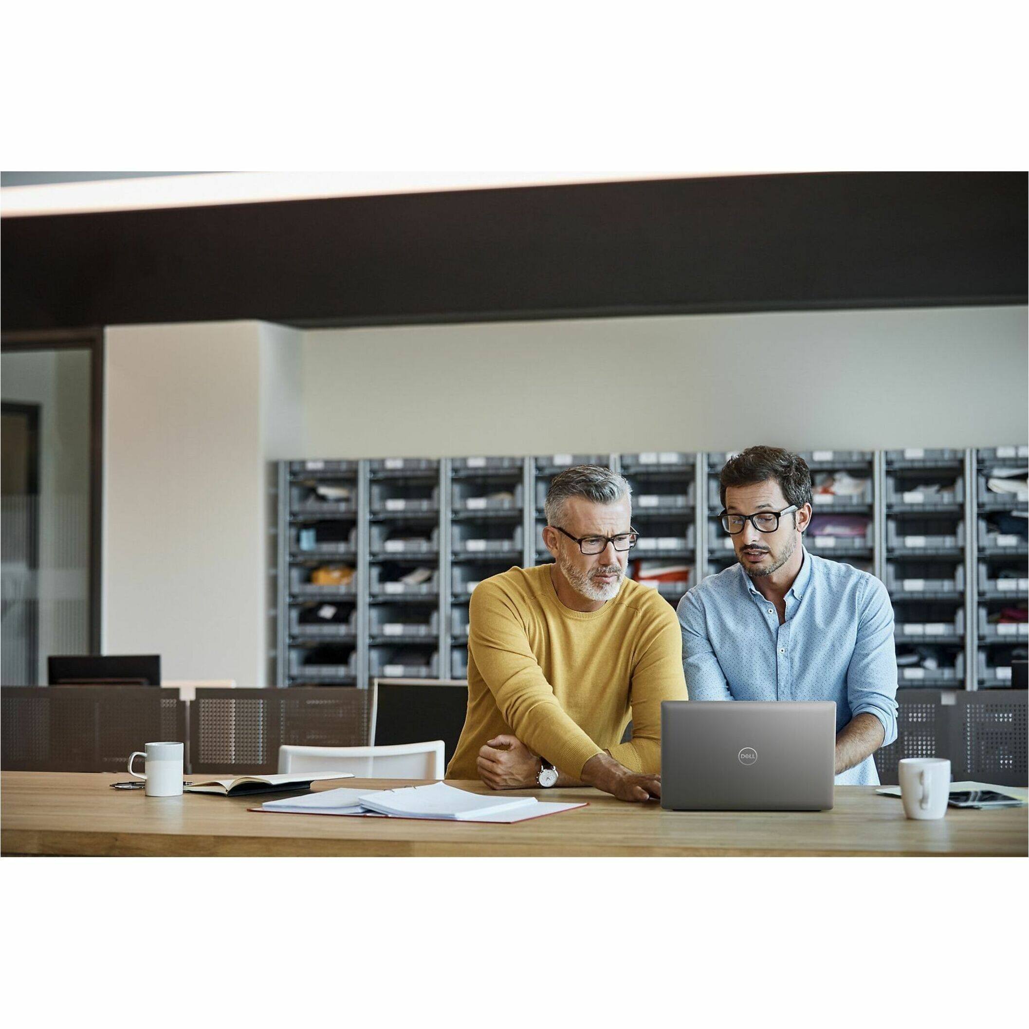 Alt View 40. Dell - Latitude 3000 14" IPS 1920 x 1080 (Full HD) Laptop - Intel Core i7 with 16GB Memory - 256 GB SSD - Soft Charcoal, Other.